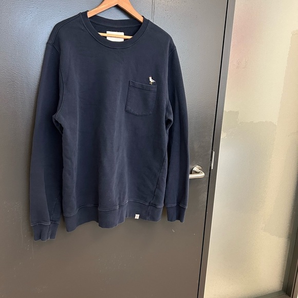 Revolution XL GUC some fading/stains Blue Crewneck Sweater Classic Knit Design - Picture 8 of 16